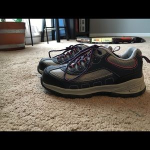 Women’s Steel Toe Shoes